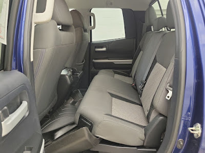 2015 Toyota Tundra 4WD Truck SR5