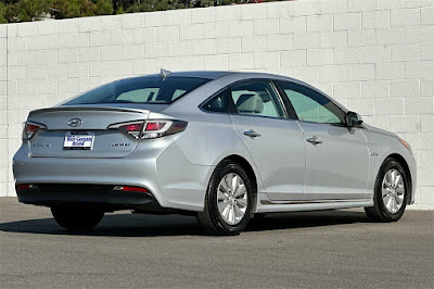 2016 Hyundai Sonata Hybrid SE