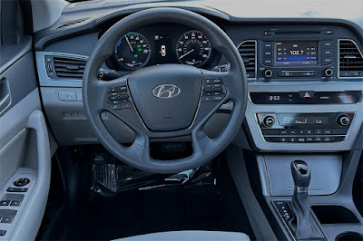 2016 Hyundai Sonata Hybrid SE