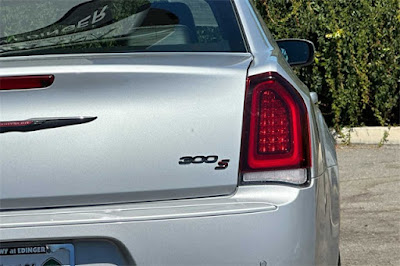 2022 Chrysler 300 S