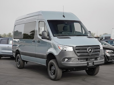 2024 Mercedes-Benz Sprinter Crew Van