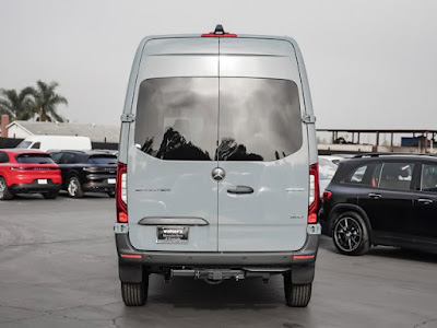 2024 Mercedes-Benz Sprinter Crew Van