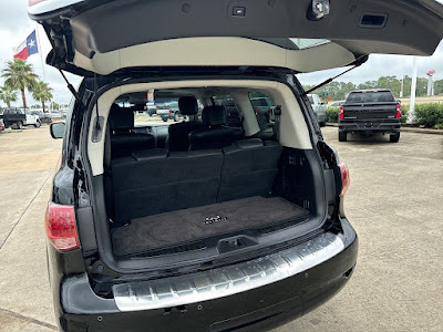 2017 INFINITI QX80 Base