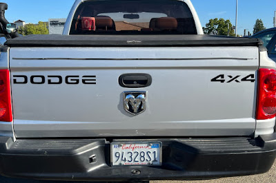 2008 Dodge Dakota SXT 4WD Crew Cab