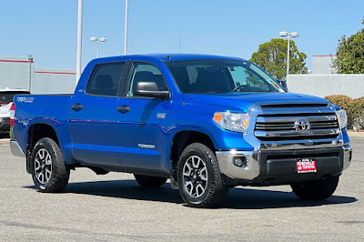 2016 Toyota Tundra SR5 CrewMax 5.7L V8 6-Spd AT