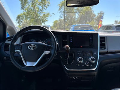 2017 Toyota Sienna Limited