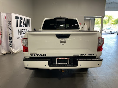 2023 Nissan Titan SV