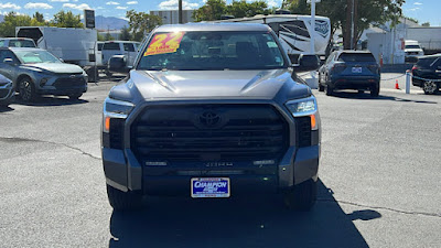 2022 Toyota Tundra 4WD SR5