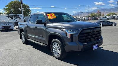 2022 Toyota Tundra 4WD SR5