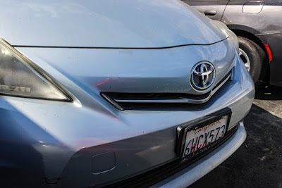 2012 Toyota Prius v Two