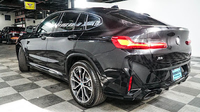 2023 BMW X4 M40i