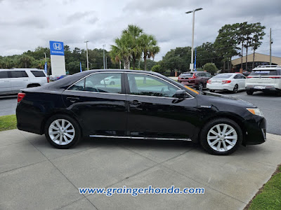 2012 Toyota Camry Hybrid XLE