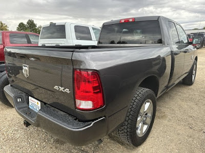 2019 RAM 1500 Classic Express 4X4!