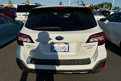 2018 Subaru Outback Touring