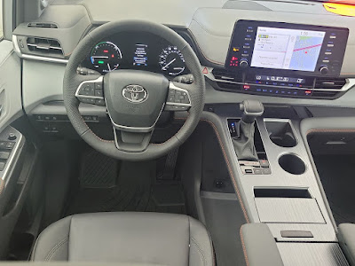 2024 Toyota Sienna XSE