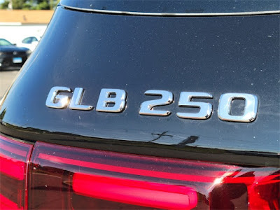 2025 Mercedes-Benz GLB GLB 250