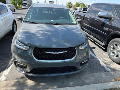 2022 Chrysler Pacifica Hybrid Touring L