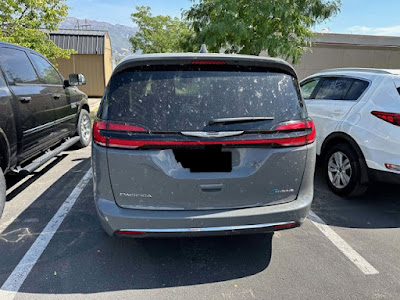 2022 Chrysler Pacifica Hybrid Touring L