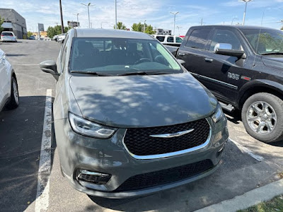 2022 Chrysler Pacifica Hybrid Touring L