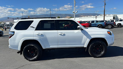 2022 Toyota 4Runner TRD Off Road Premium