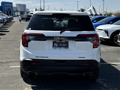 2022 GMC Acadia SLE