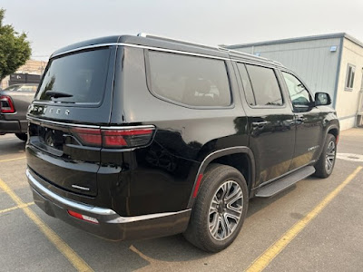 2022 Jeep Wagoneer Series III 4x4! FACTORY CERTIFIED WARRAN