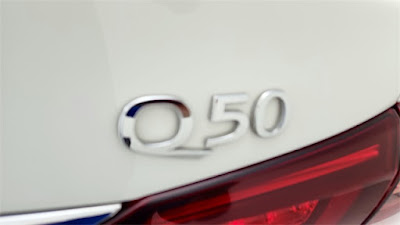 2022 INFINITI Q50 LUXE