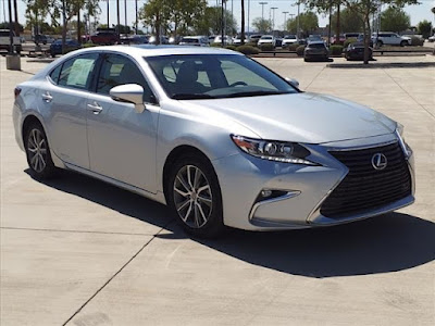 2016 Lexus ES 300h