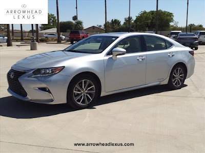 2016 Lexus ES 300h