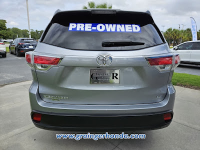 2015 Toyota Highlander LE