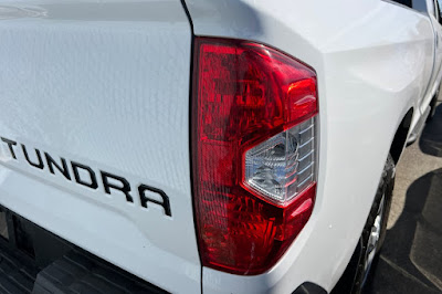 2021 Toyota Tundra SR Double Cab 8.1 Bed 5.7L