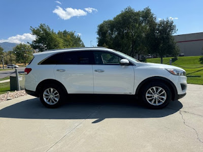 2018 Kia Sorento LX V6