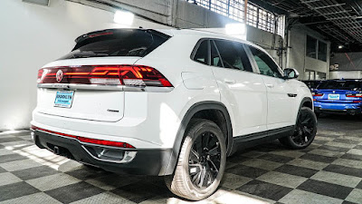 2024 Volkswagen Atlas Cross Sport 2.0T SE w/Technology