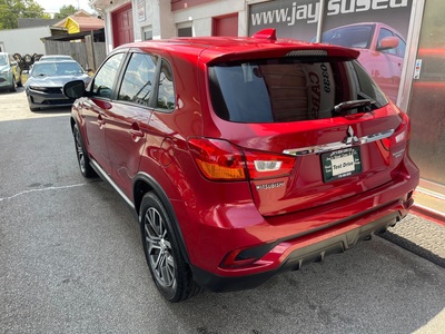 2019 Mitsubishi OUTLANDER ES