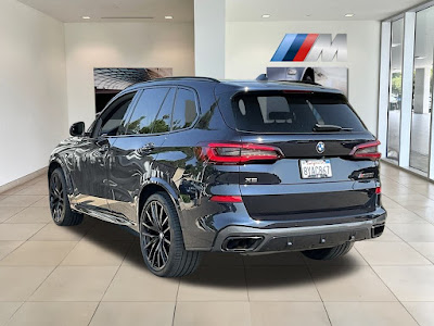 2022 BMW X5 M50i