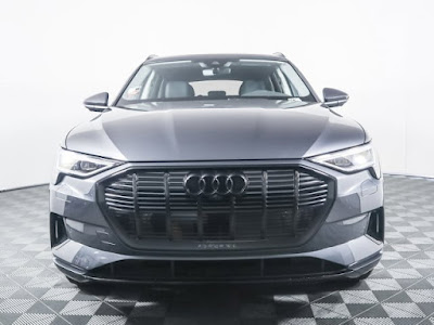 2023 Audi e-tron Premium