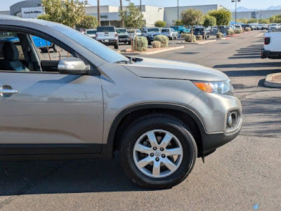 2012 Kia Sorento LX