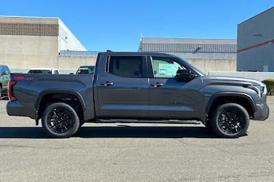 2024 Toyota Tundra Limited CrewMax 5.5 Bed