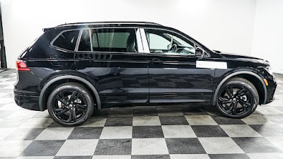 2024 Volkswagen Tiguan 2.0T SE R-Line Black