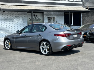 2019 Alfa Romeo Giulia Ti Sport RWD