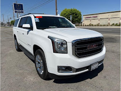 2015 GMC Yukon XL SLT Sport Utility 4D