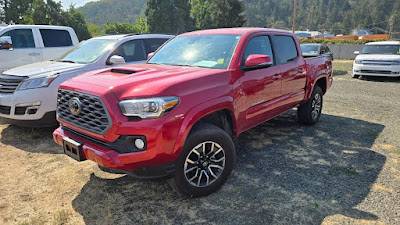 2022 Toyota Tacoma 4WD SR