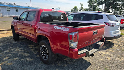 2022 Toyota Tacoma 4WD SR