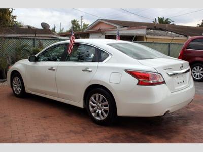 2015 Nissan Altima 2.5 S Sedan