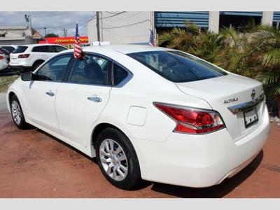 2015 Nissan Altima 2.5 S Sedan