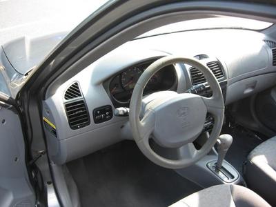 2005 Hyundai Accent GLS Hatchback